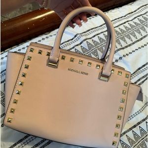 Medium MK tote with wallet